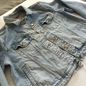 Gap Lightwash Denim Jacket